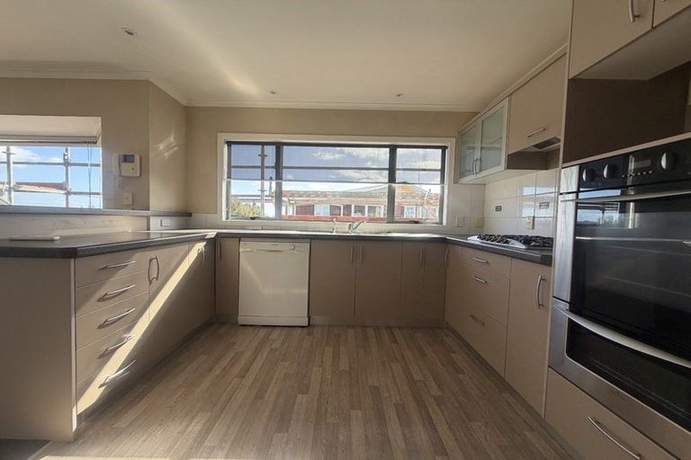 Photo of property in 53 Smiths Road, Matua, Tauranga, 3110