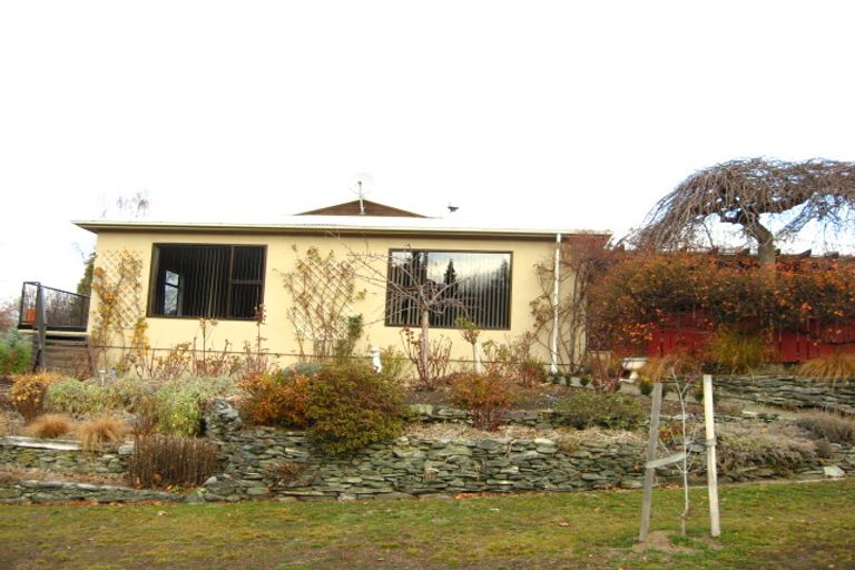 Photo of property in 1 Argyle Place, Arrowtown, 9302