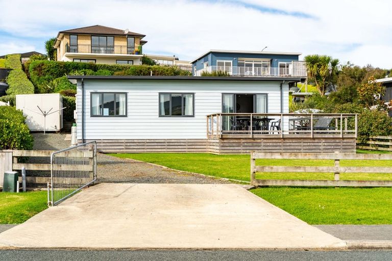 Photo of property in 13 Jack Boyd Drive, Mangawhai Heads, Mangawhai, 0573