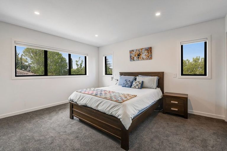 Photo of property in 3a Gladys Avenue, Glenfield, Auckland, 0629