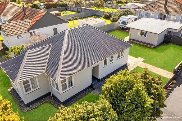 Photo of property in 342 High Street, Dannevirke, 4930