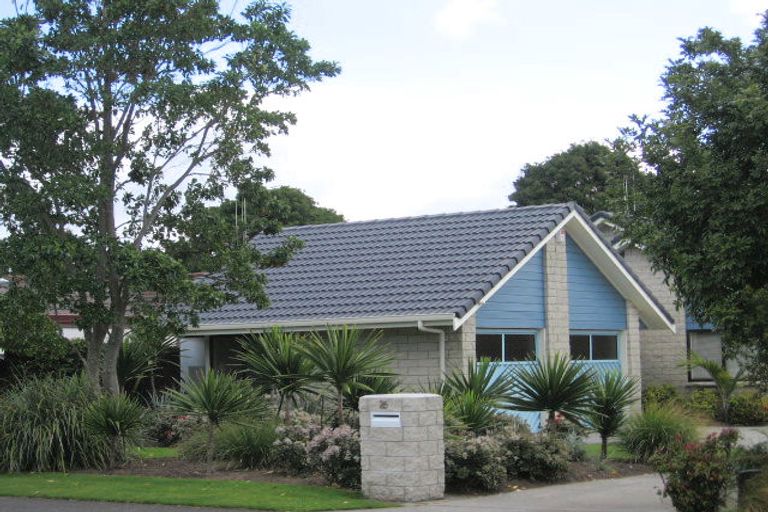 Photo of property in 25 Berescourt Place, Mount Maunganui, 3116