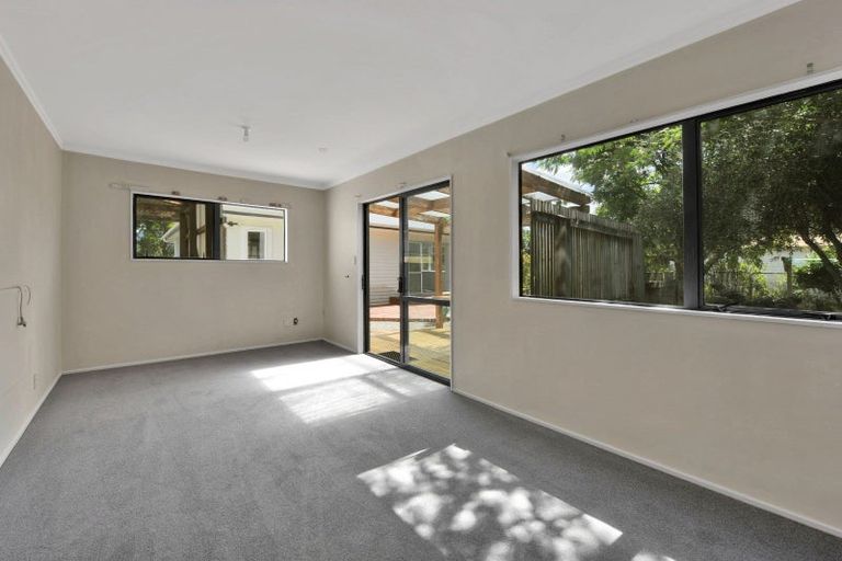 Photo of property in 11 Lemari Avenue, Stoke, Nelson, 7011