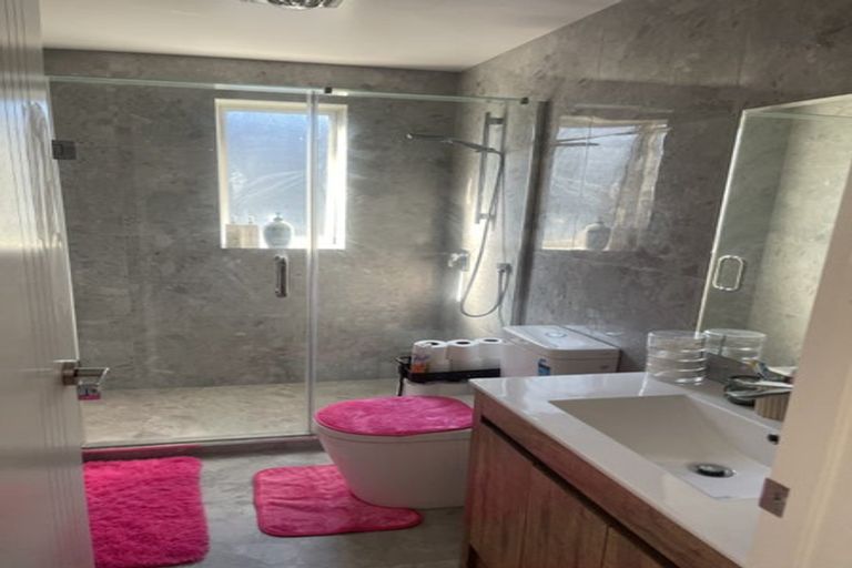 Photo of property in 3b Poruru Close, Papakura, 2110