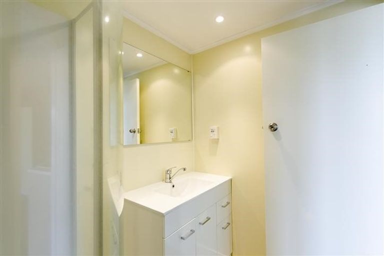 Photo of property in 57 Freyberg Street, Otumoetai, Tauranga, 3110