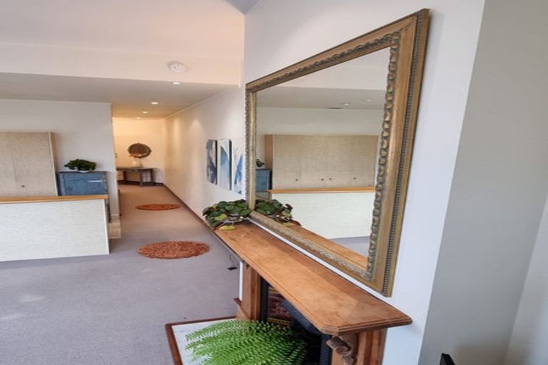 Photo of property in 5/37 Majoribanks Street, Mount Victoria, Wellington, 6011