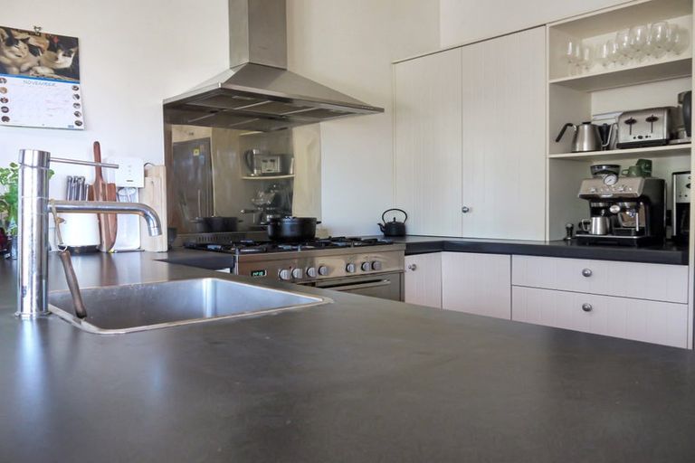 Photo of property in 33 Reuben Avenue, Brooklyn, Wellington, 6021