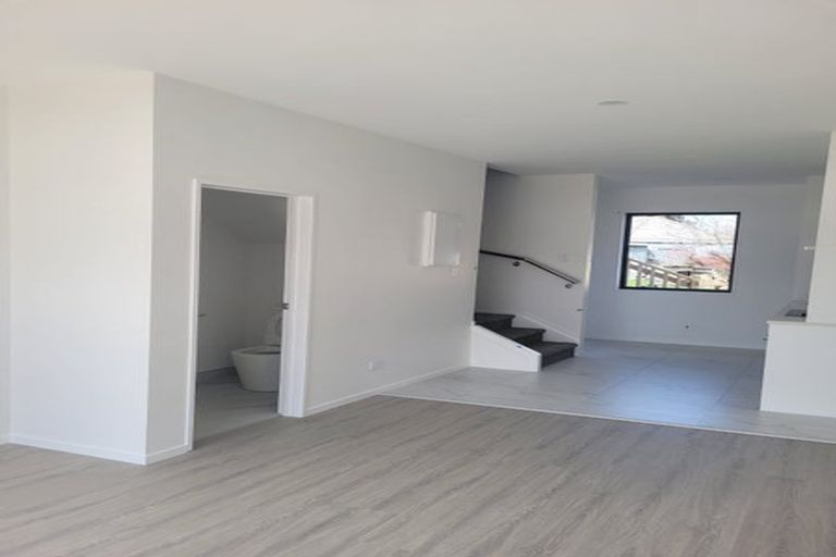 Photo of property in 8/5 Paine Place, Mangere, Auckland, 2022