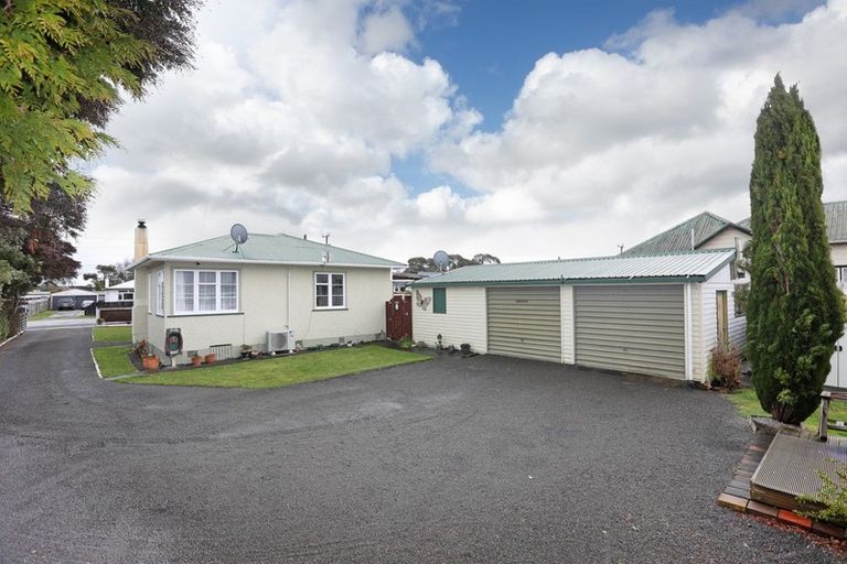Photo of property in 18 Ngareta Street, Marton, 4710