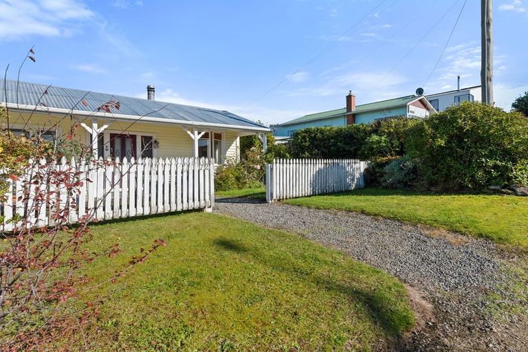 Photo of property in 72 Stornoway Street, Karitane, Waikouaiti, 9471