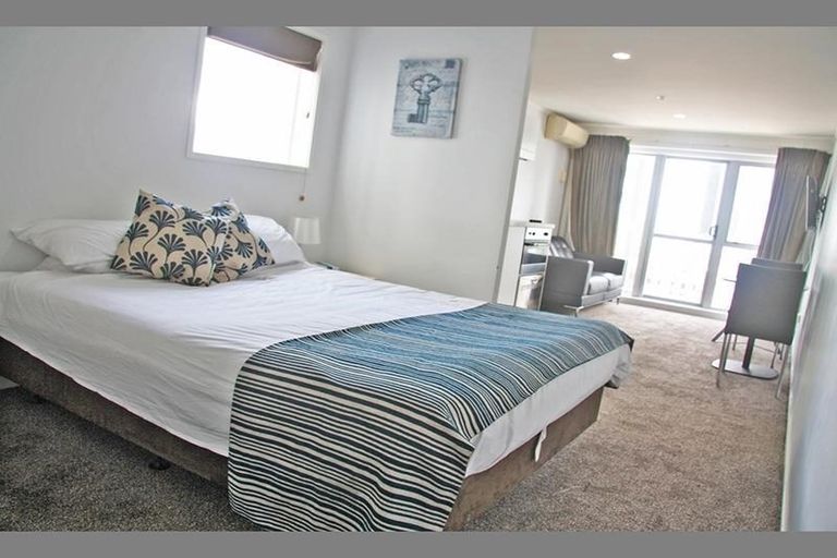 Photo of property in Waldorf Bankside Apartments, 4e/8 Bankside Street, Auckland Central, Auckland, 1010