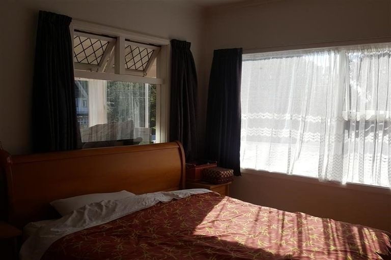 Photo of property in 13 Bracken Street, New Plymouth, 4310