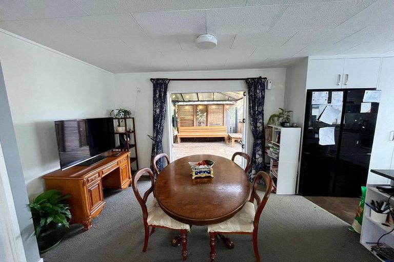 Photo of property in 7a Choice Avenue, Henderson, Auckland, 0612