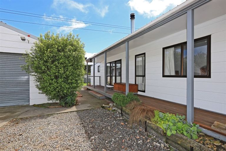 Photo of property in 1009 Reka Street, Akina, Hastings, 4122