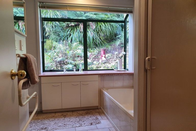 Photo of property in 19 Loris Place, Karoro, Greymouth, 7805