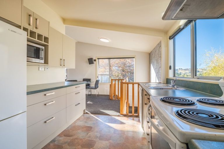 Photo of property in 22 Estuary Crescent, Fairfield, Dunedin, 9018