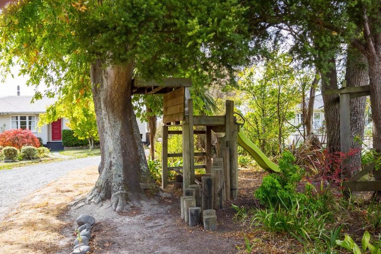 Photo of property in 24 Lansdowne Crescent, Lansdowne, Masterton, 5810