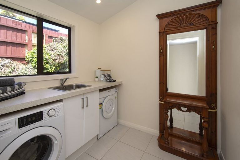 Photo of property in 51 Marama Crescent, Mount Pleasant, Christchurch, 8081