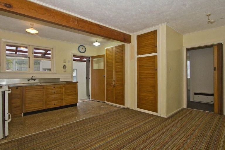 Photo of property in 86 Seddon Street, Naenae, Lower Hutt, 5011