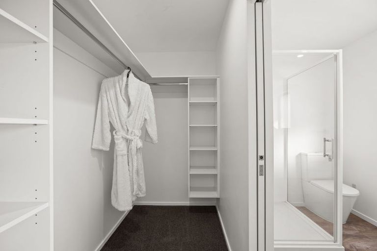 Photo of property in 1 Woodford Avenue, Woodend, 7610
