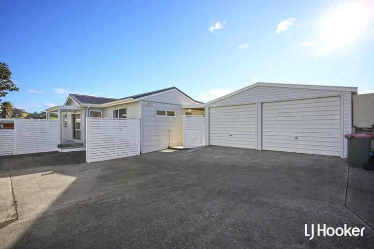 Photo of property in 56b Dillon Street, Waihi Beach, 3611
