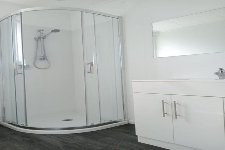 Photo of property in 7/781 Fergusson Drive, Elderslea, Upper Hutt, 5018