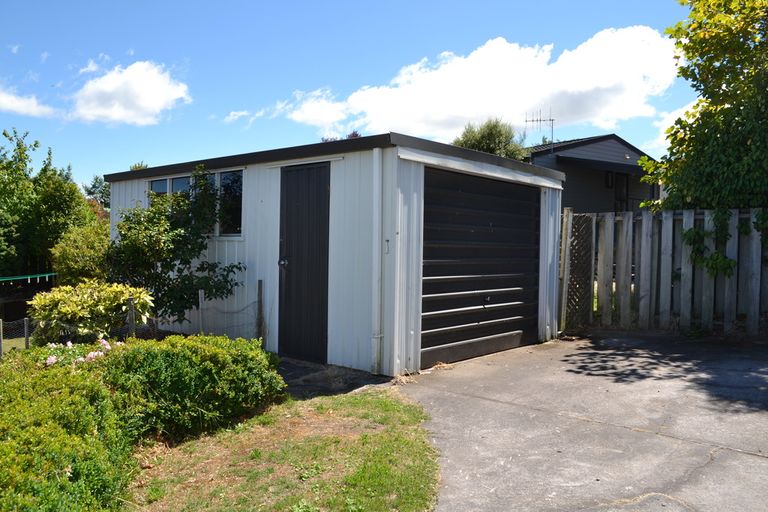 Photo of property in 20 Kiddle Drive, Hilltop, Taupo, 3330