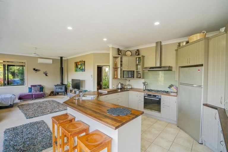 Photo of property in 51 Rewa Rewa Valley, Tairua, 3508