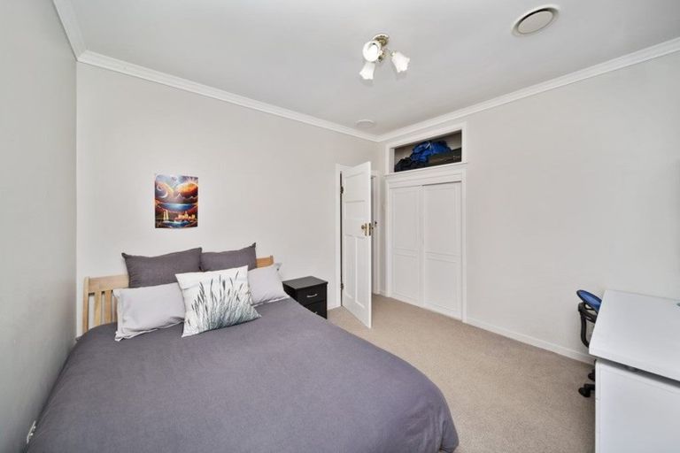Photo of property in 5 Dorset Avenue, Westown, New Plymouth, 4310