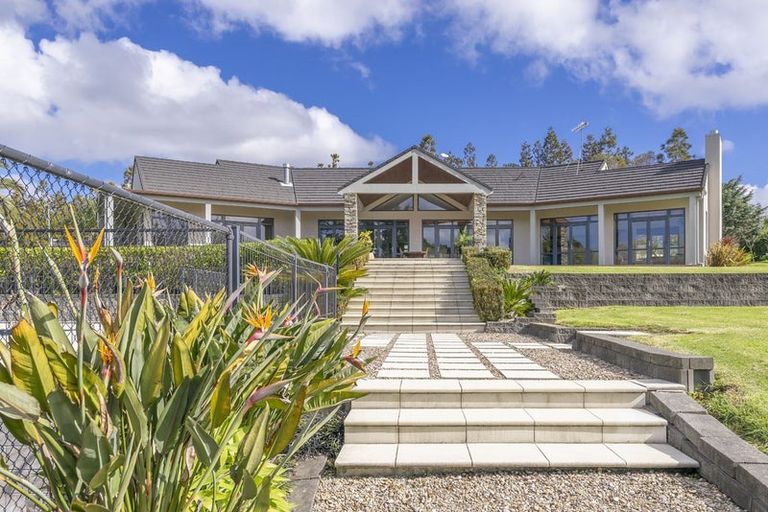 Photo of property in 48 Ashwood Avenue, Dairy Flat, Albany, 0792