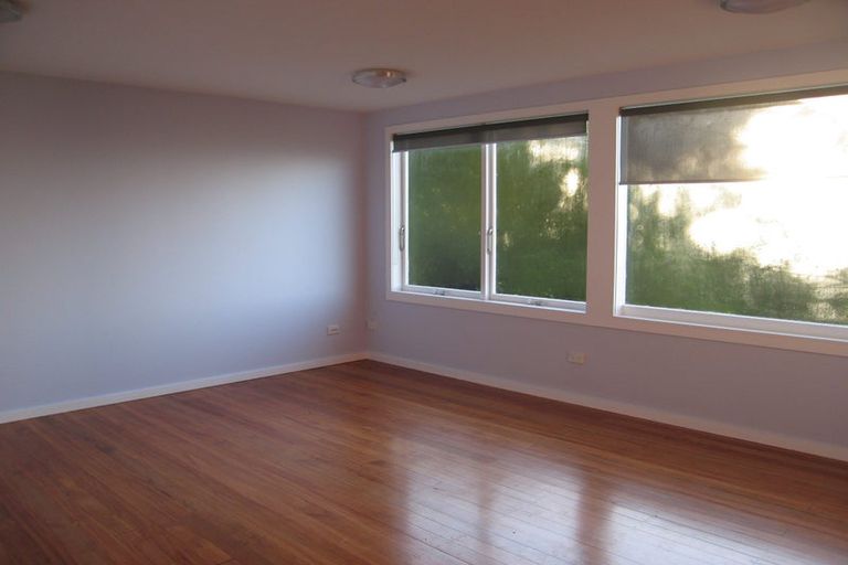 Photo of property in 69 Moana Road, Kelburn, Wellington, 6012