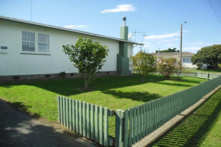 Photo of property in 50 Exeter Crescent, Pirimai, Napier, 4112