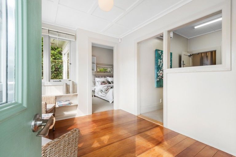 Photo of property in 143 Queen Street, Pukekohe, 2120