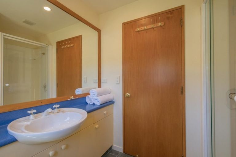 Photo of property in 22 Tenby Street, Wanaka, 9305