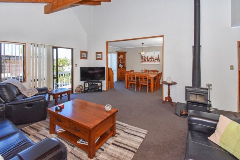 Photo of property in 42 Nelson Street, Howick, Auckland, 2014