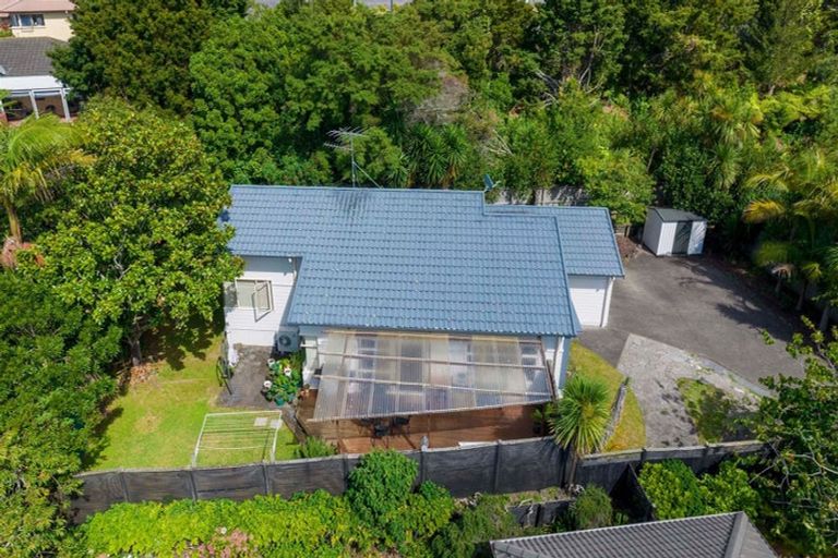 Photo of property in 18 Cinnabar Place, Westgate, Auckland, 0614
