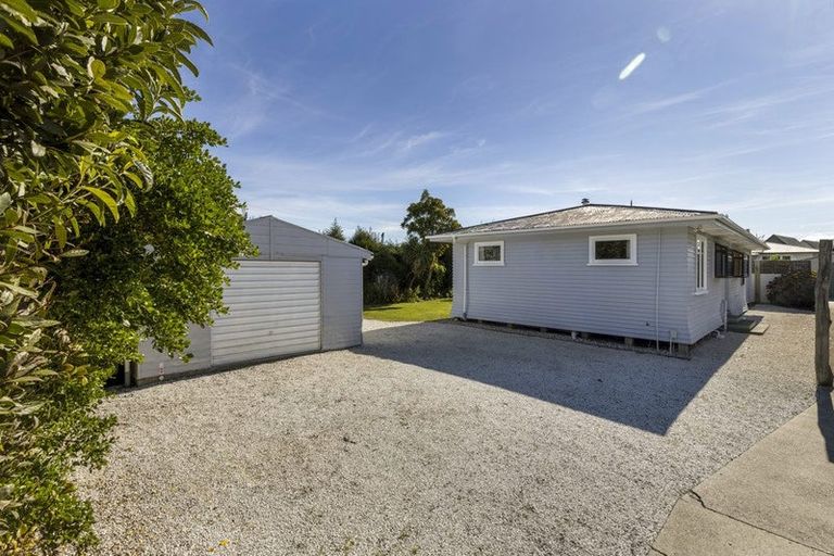 Photo of property in 24 Lucas Street, Riversdale, Blenheim, 7201