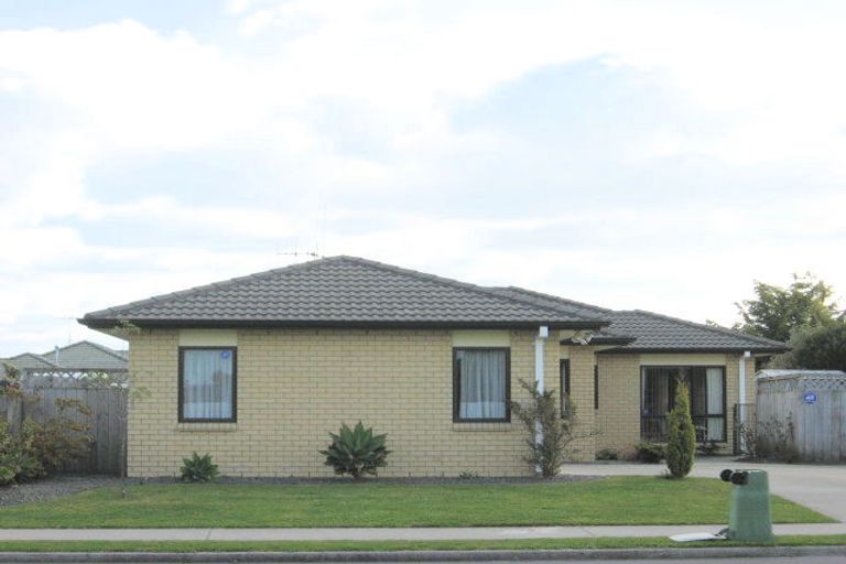 Photo of property in 130 Evans Road, Papamoa Beach, Papamoa, 3118