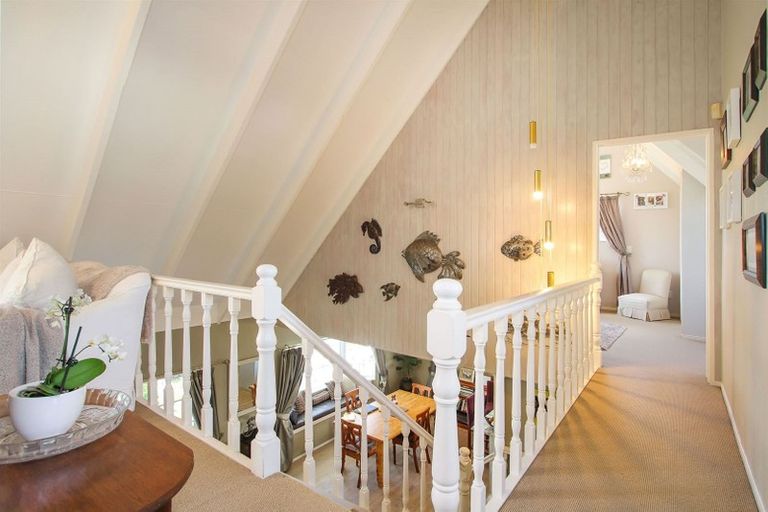 Photo of property in 9 Millen Place, Clarks Beach, 2122