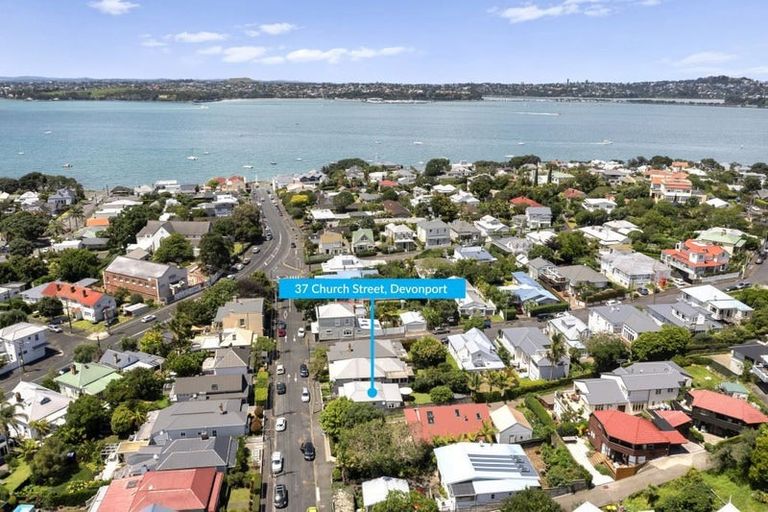 Photo of property in 37 Church Street, Devonport, Auckland, 0624
