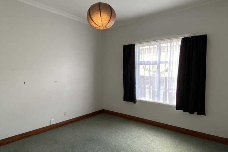 Photo of property in 7 Trafalgar Street, Johnsonville, Wellington, 6037