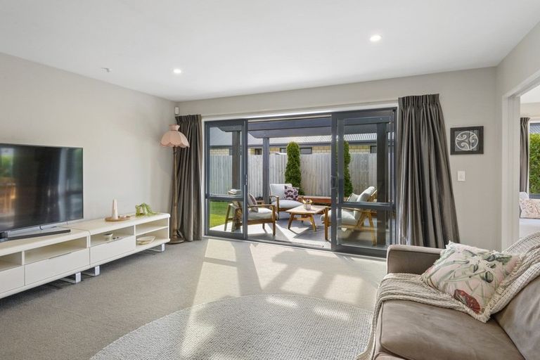 Photo of property in 36 Meyer Crescent, Halswell, Christchurch, 8025