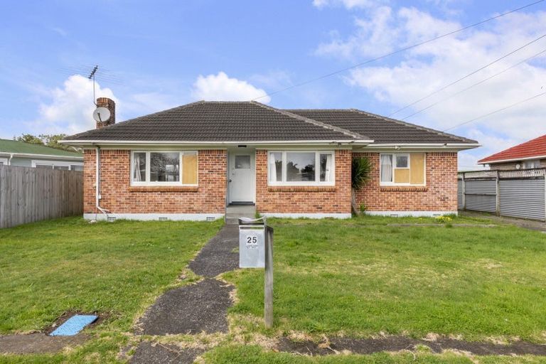 Photo of property in 25 Sheehan Avenue, Papakura, 2110