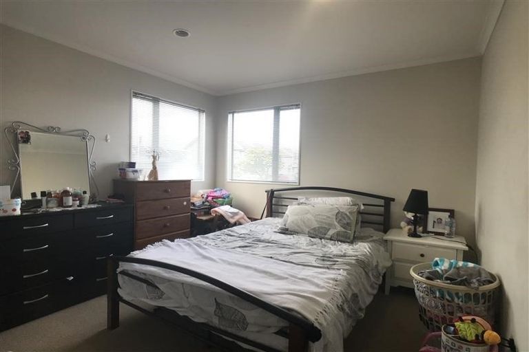 Photo of property in 6 Reefton Place, Flat Bush, Auckland, 2019