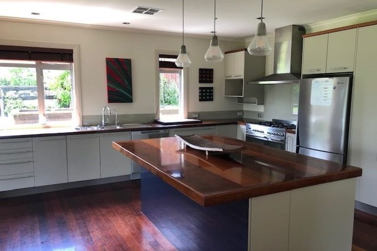 Photo of property in 15 Mcgiven Place, Coatesville, Albany, 0793