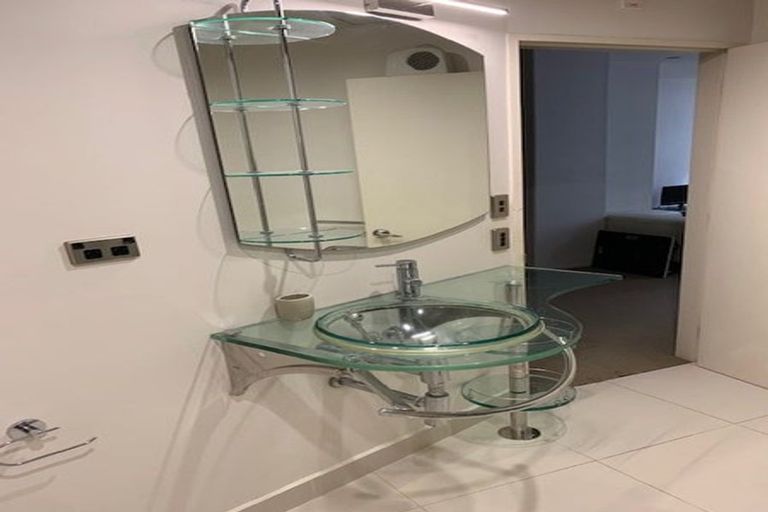 Photo of property in The Quay, 5/332b2 Lambton Quay, Wellington Central, Wellington, 6011