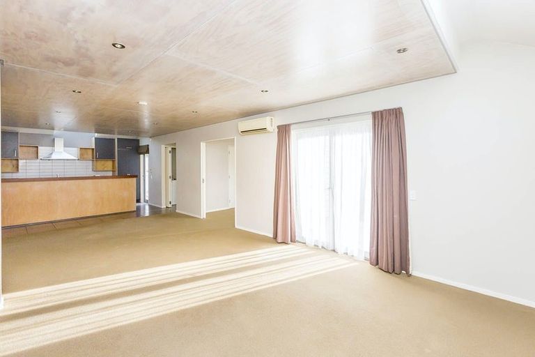 Photo of property in 869b High Street, Boulcott, Lower Hutt, 5011