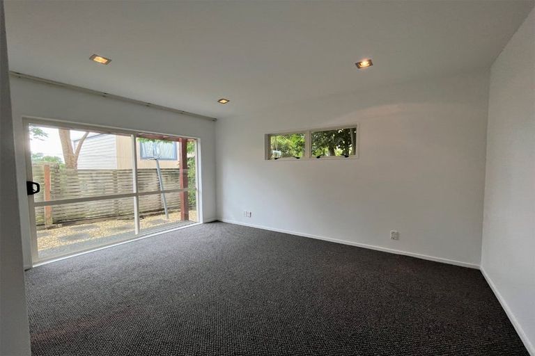 Photo of property in 1a Sycamore Drive, Sunnynook, Auckland, 0620