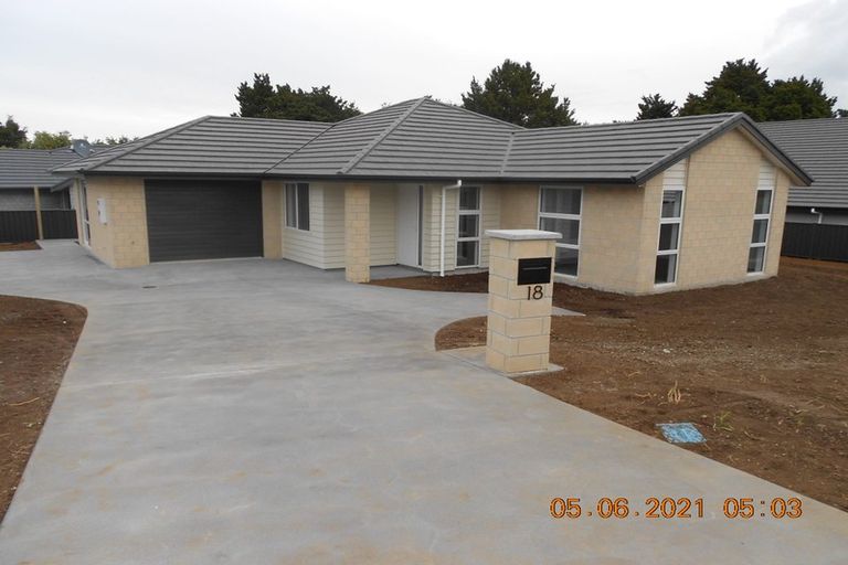 Photo of property in 18 Rolling Stone Rise, Tikipunga, Whangarei, 0112