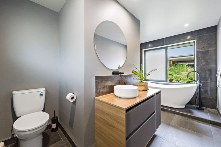 Photo of property in 13 Taiaroa Place, Southbridge, 7602